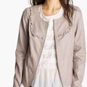 Hinge beige scoop neck zipper leather jacket Sz M